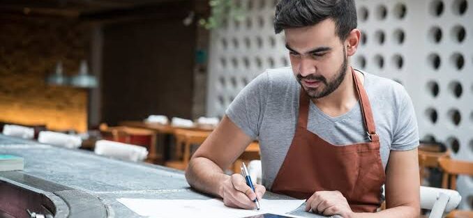 restaurant accountant