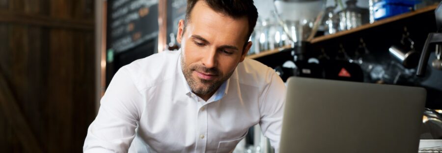 accountant for restaurant